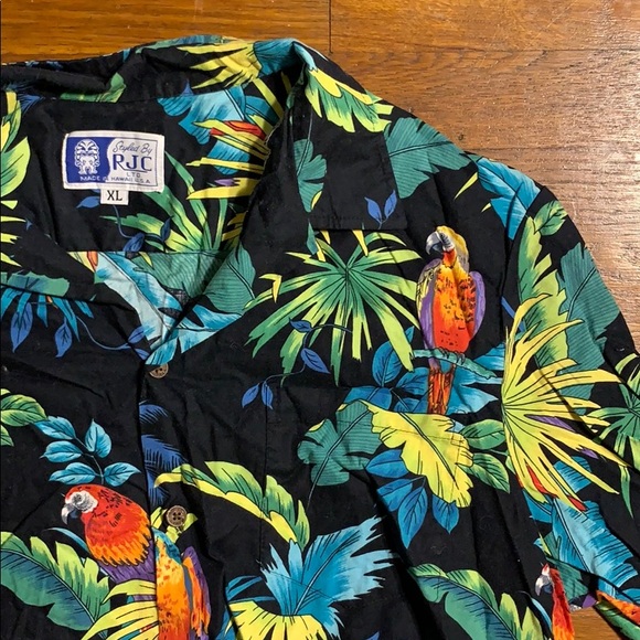 Authentic men’s XL Hawaiian shirt - Picture 2 of 2